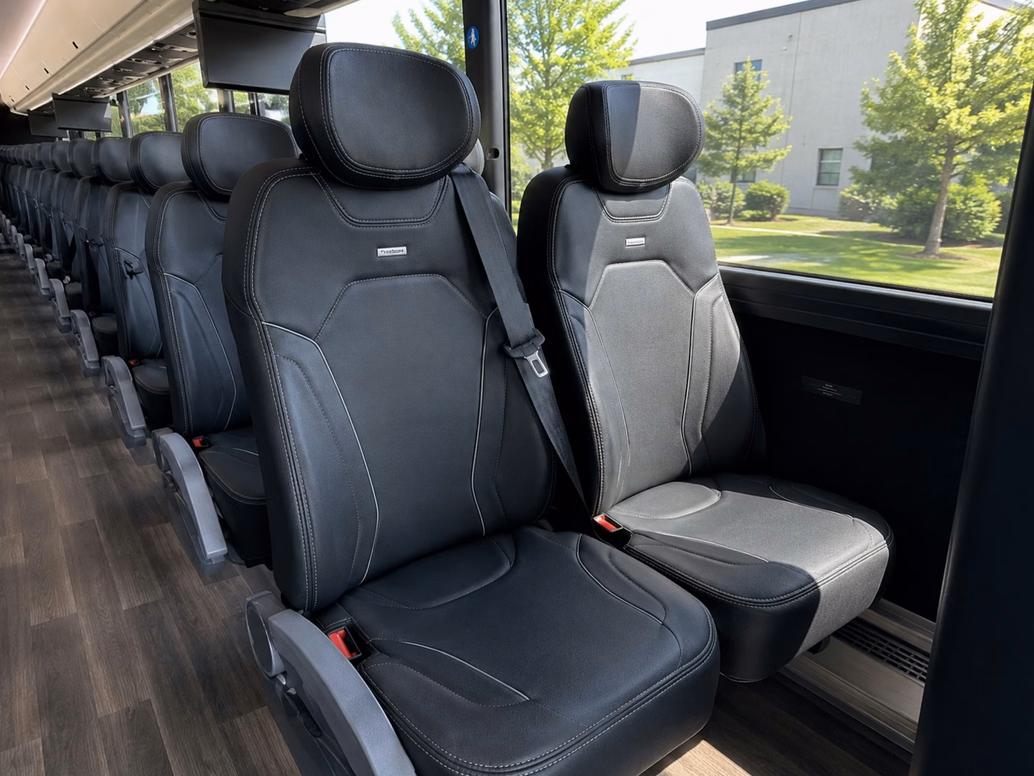 charter buses to yankees mets and minor league baseball games from brooklyn