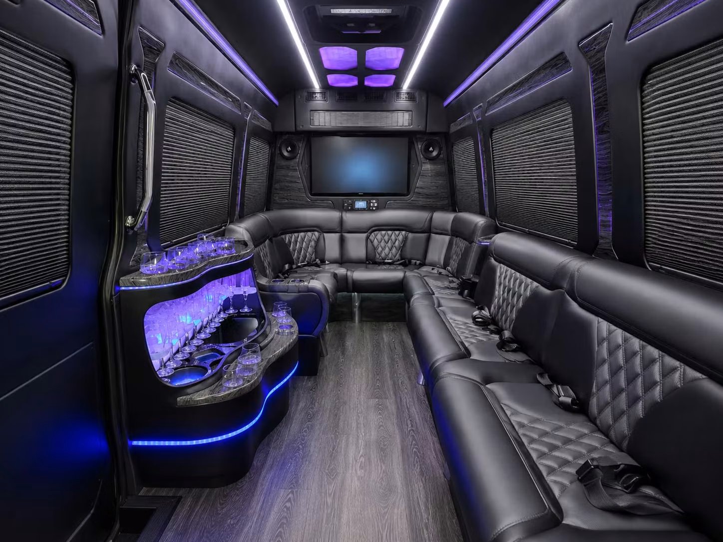 charterbusrentalbrooklynny com makes kings theatre group transportation simple and stress free