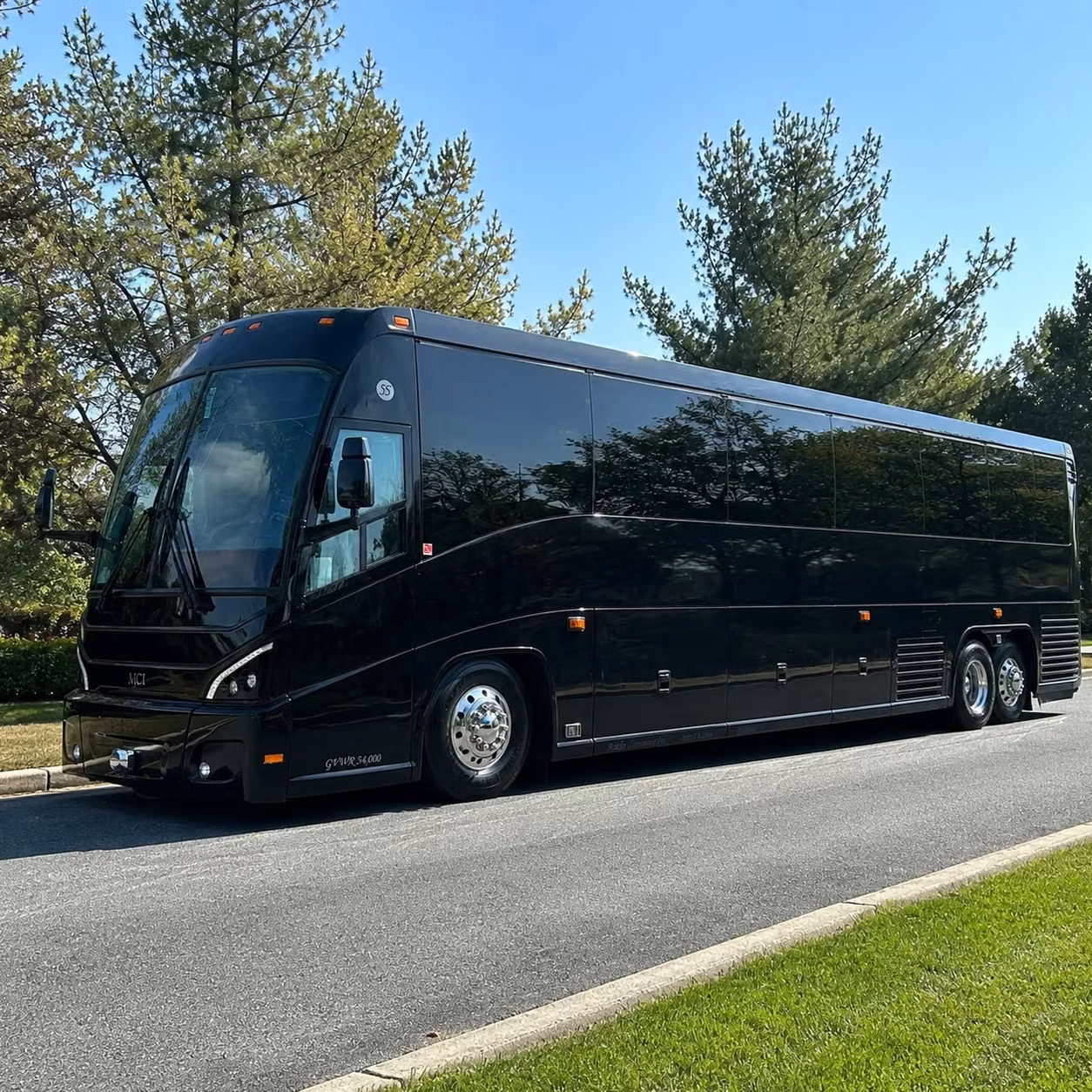 compare multi day and overnight charter bus packages from brooklyn